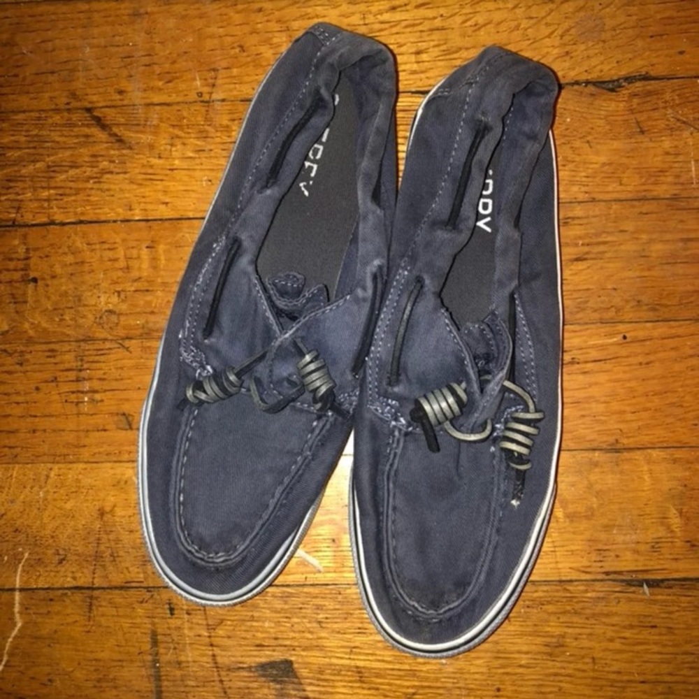 Sperry sliders